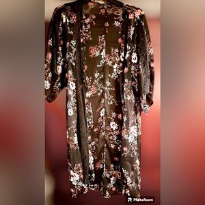 American Eagle kimono